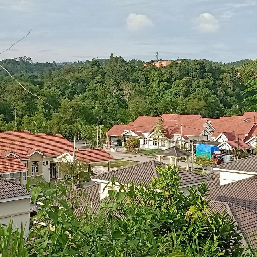 Gambang Homestay Banglomuslim Kuantan Esterno foto