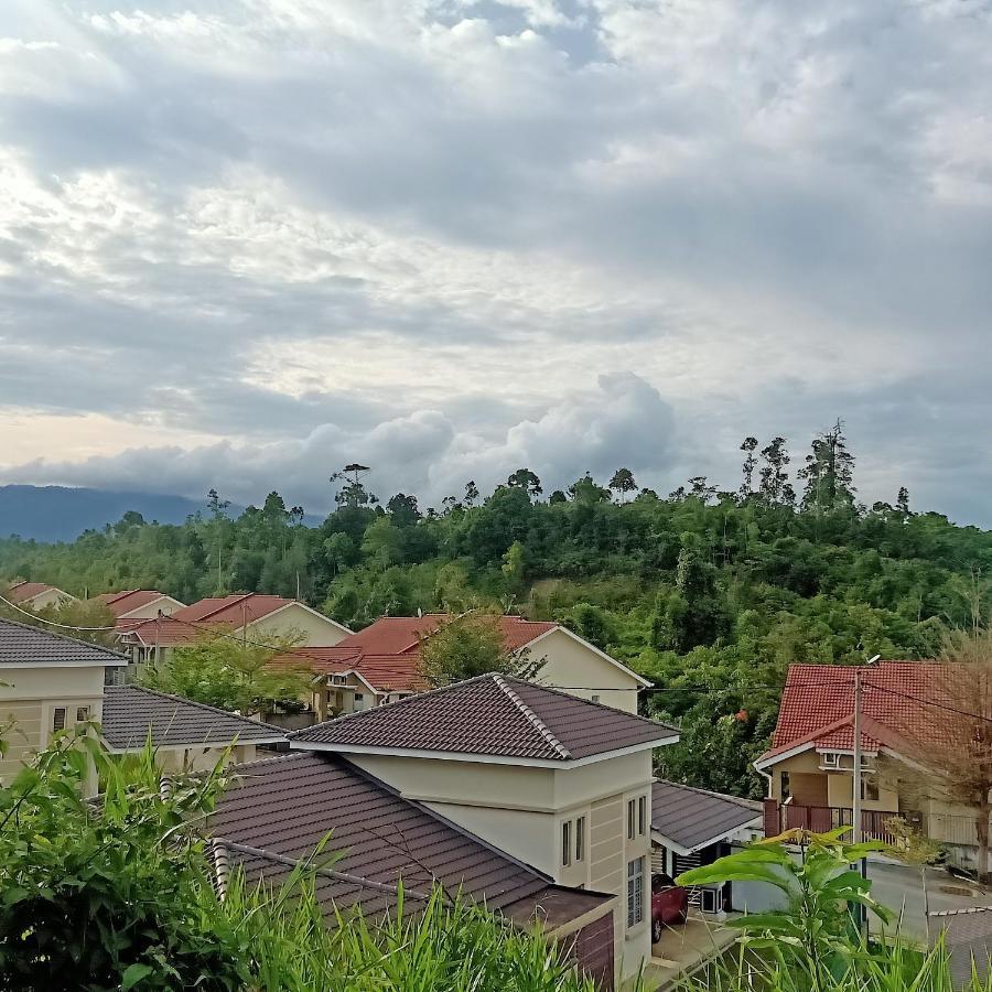 Gambang Homestay Banglomuslim Kuantan Esterno foto