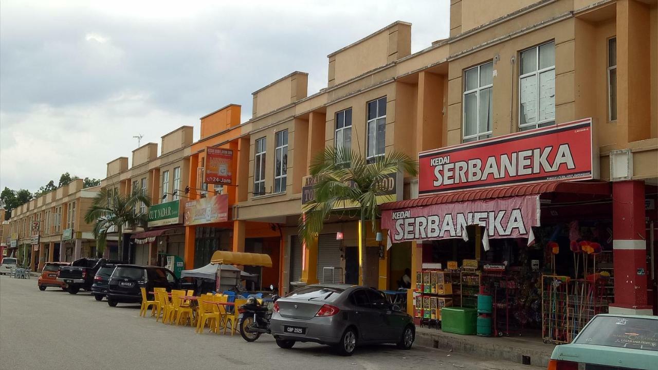 Gambang Homestay Banglomuslim Kuantan Esterno foto