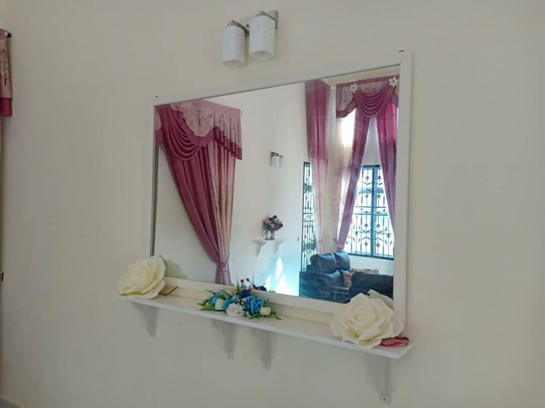 Gambang Homestay Banglomuslim Kuantan Esterno foto