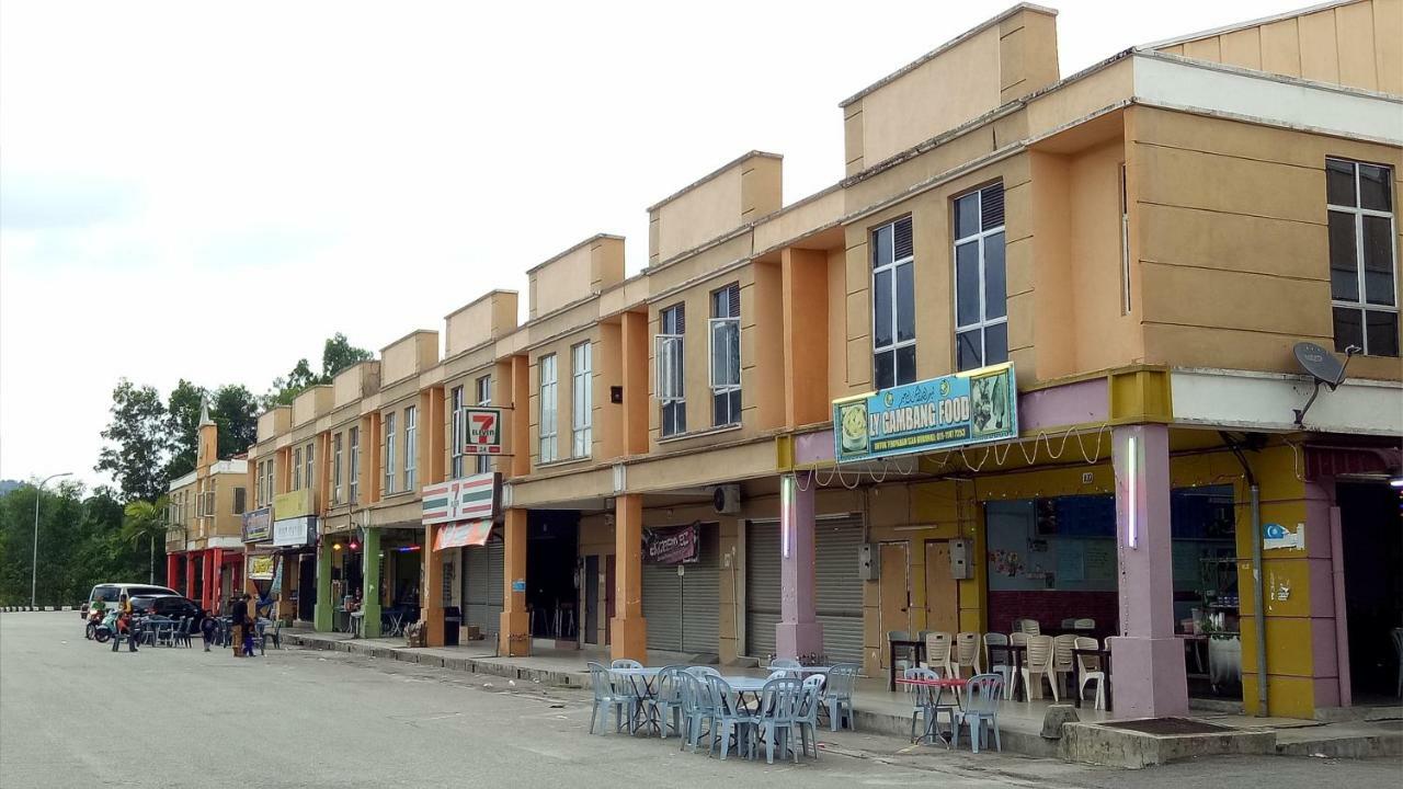 Gambang Homestay Banglomuslim Kuantan Esterno foto